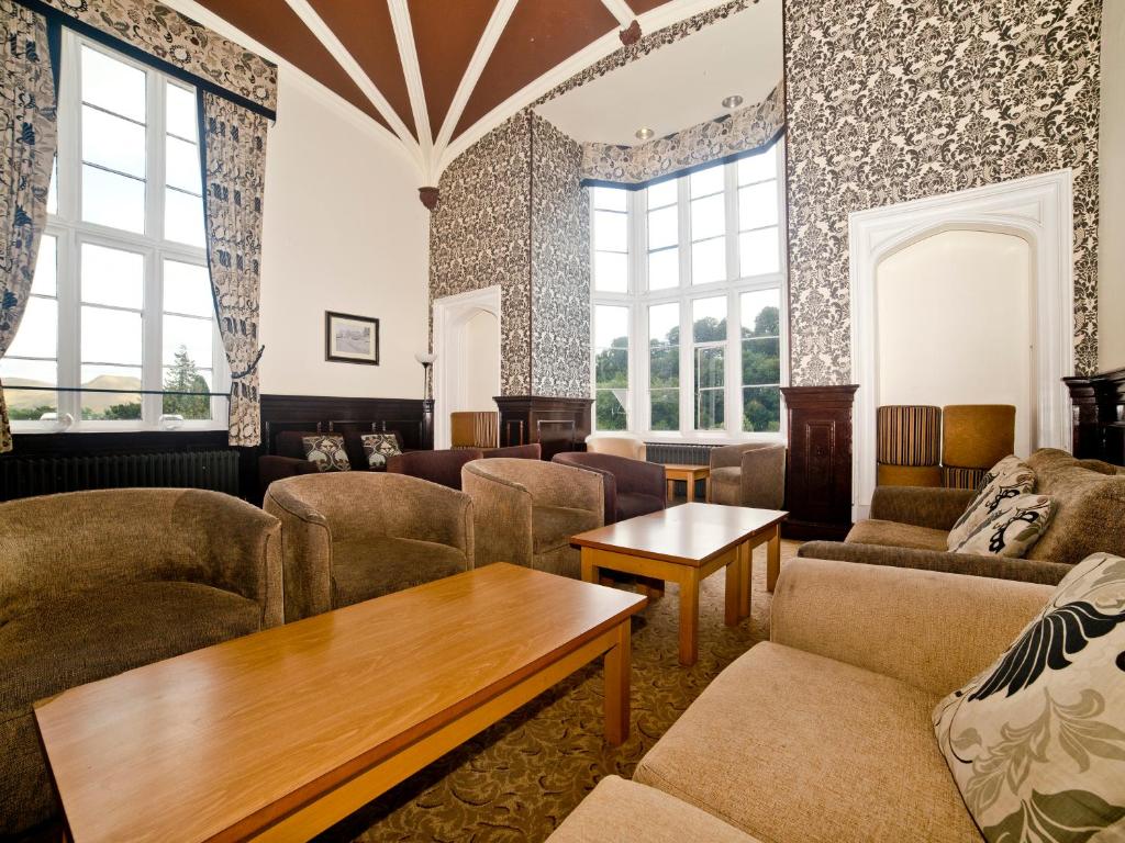 Posezení v ubytování YHA Ilam Hall
