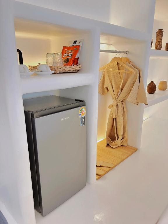 Kuchyň nebo kuchyňský kout v ubytování Kamari Cafe&Resort Kohlarn คามารีคาเฟ่แอนด์รีสอร์ทเกาะล้าน