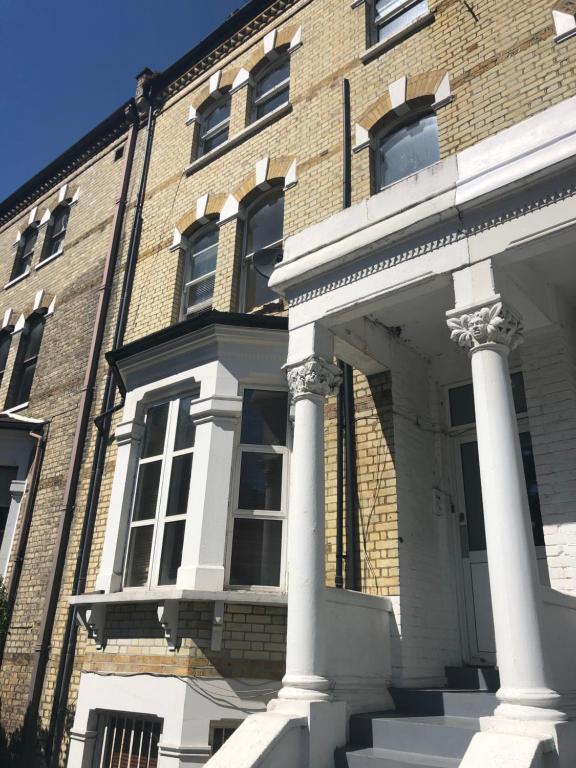 Marldon Olympia Hotel - Resim 5