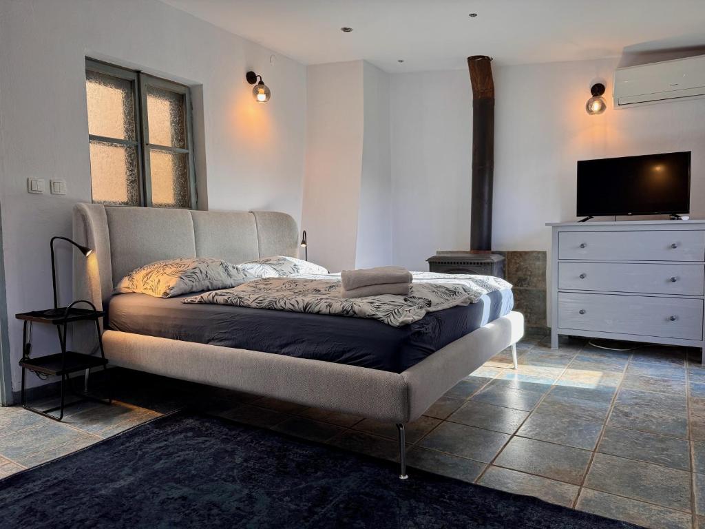 Vincent OldTown Apartments - 1