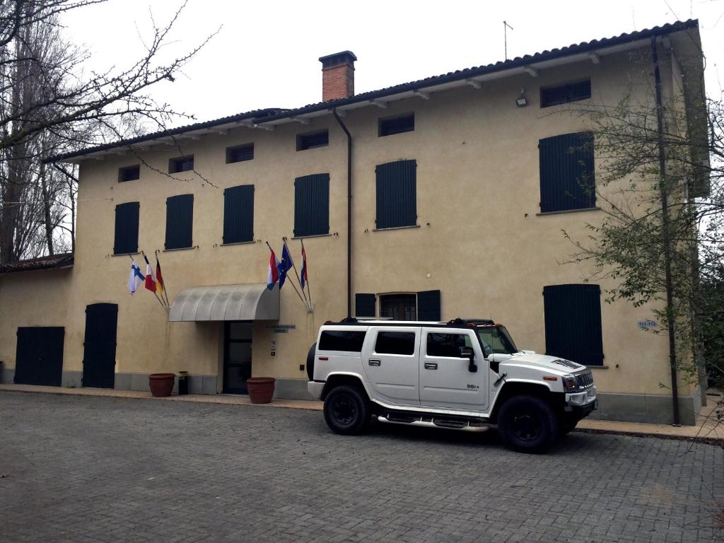 Budynek, w którym mieści się hotel