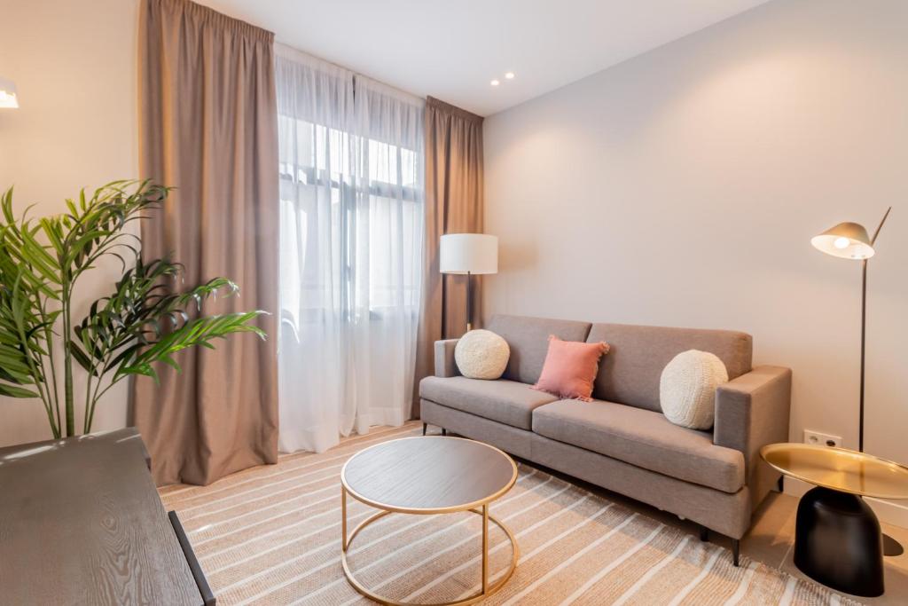 Home Art Apartments Bernabéu - 2