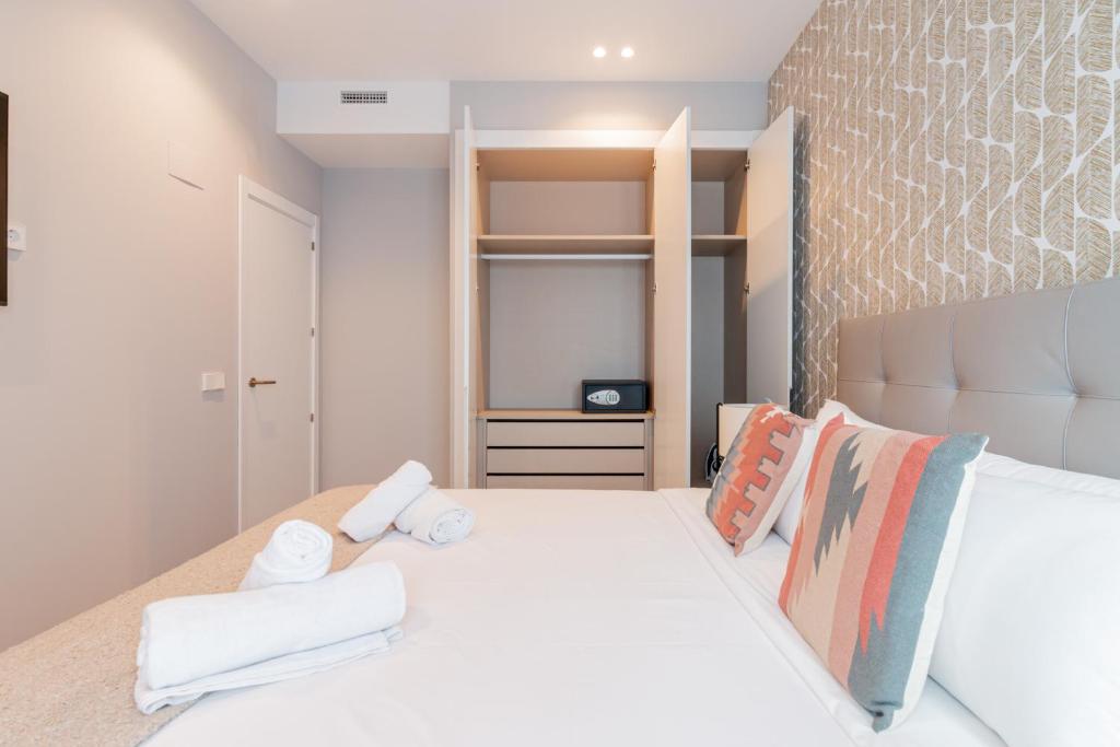 Home Art Apartments Bernabéu - 6