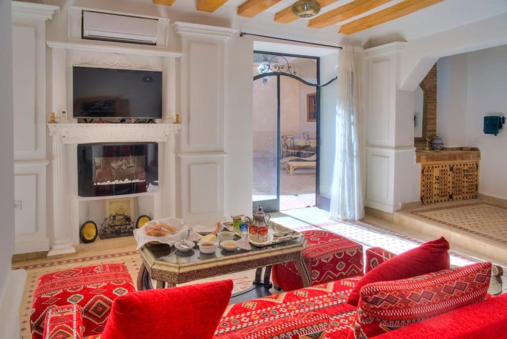 Posezení v ubytování Luxe RIAD-privé-RIAD MIMI centre-ville