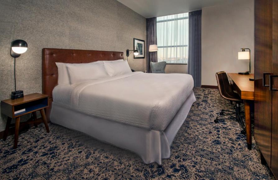 Four Points Philadelphia City Center - King Room