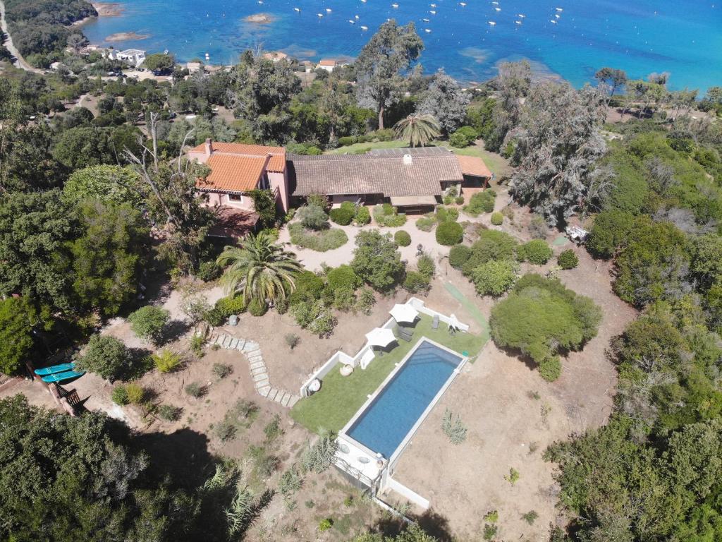 Příroda nedaleko vily