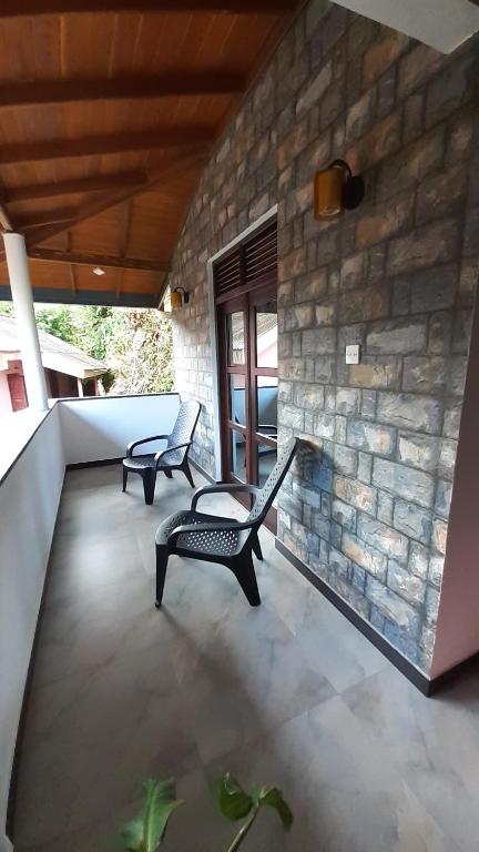 Posezení v ubytování Jithu homestay Mirissa