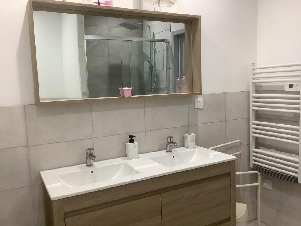 Koupelna v ubytování Gîte de L’entre Deux