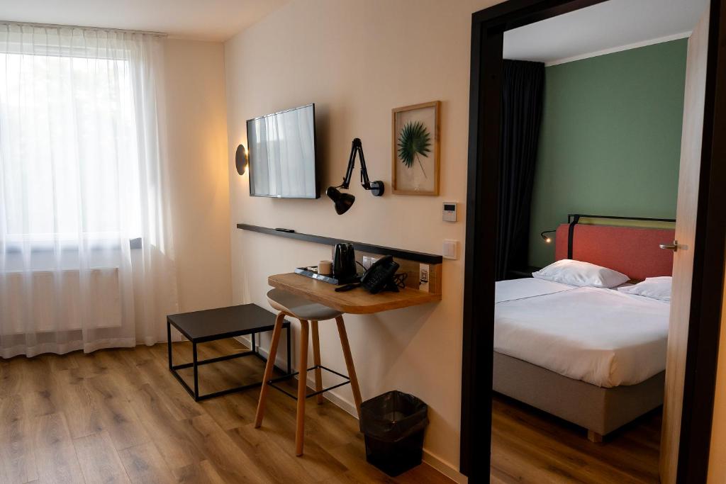 Hotel Convictus Cracovia for business & travellers - Habitación Cuádruple Con 2 Camas Dobles
