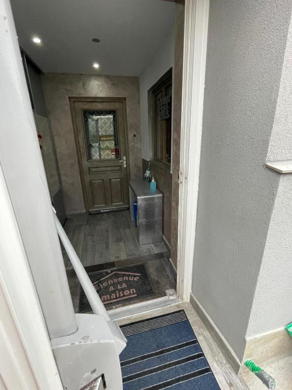 Appartement proche centre Colmar parking public gratuit – photo 13