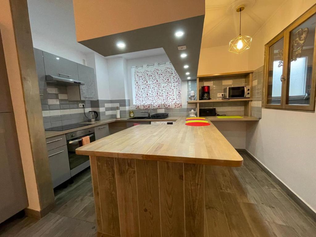 Appartement proche centre Colmar parking public gratuit – photo 8