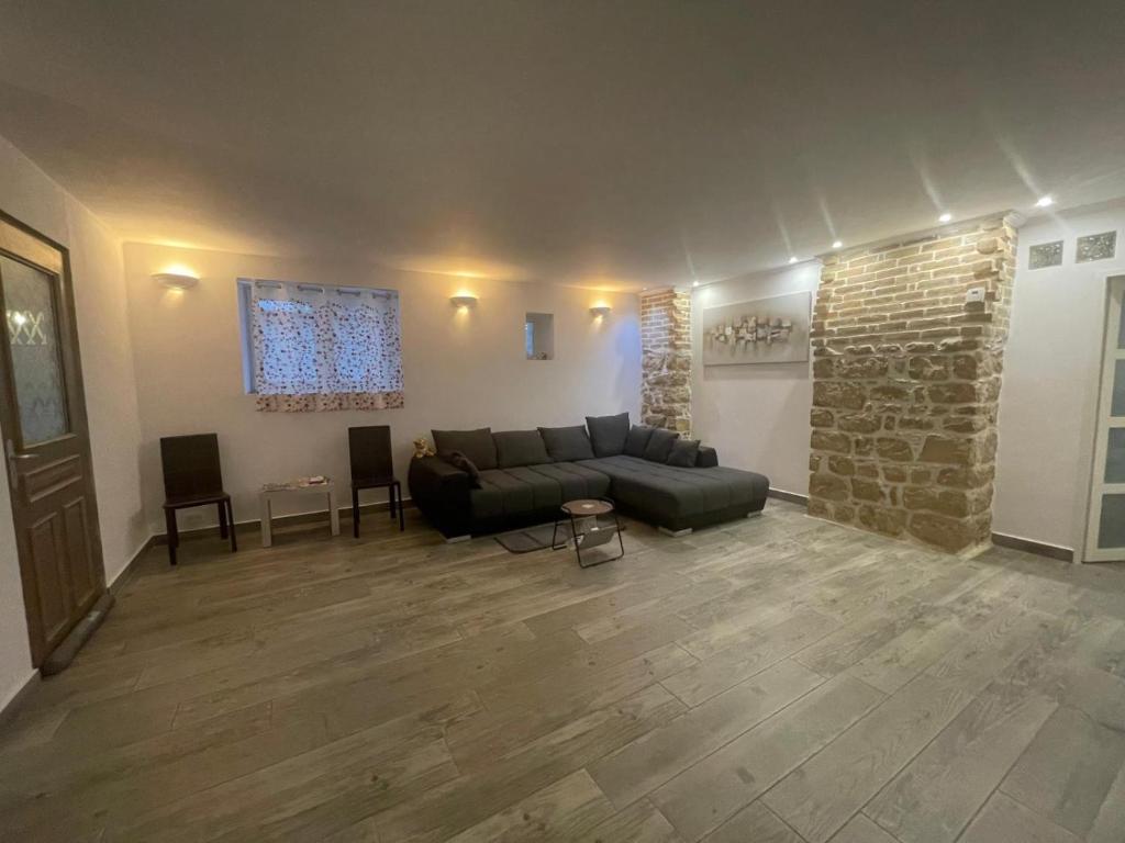 Appartement proche centre Colmar parking public gratuit – photo 24