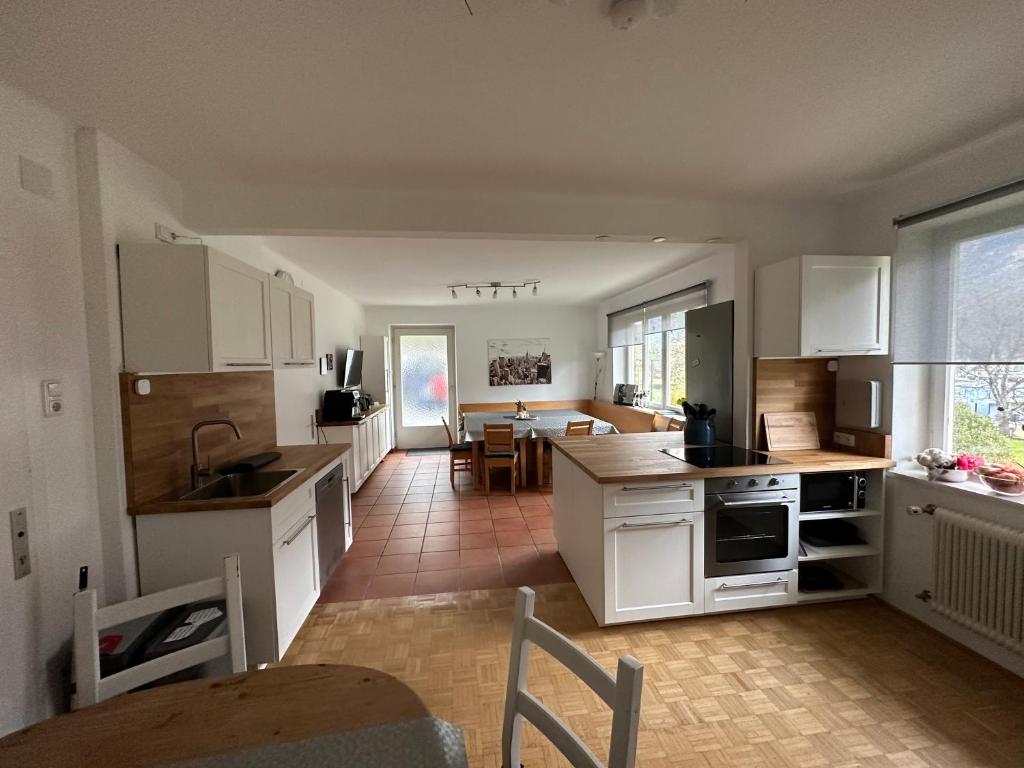 Kuchyň nebo kuchyňský kout v ubytování Ferienhaus Vera
