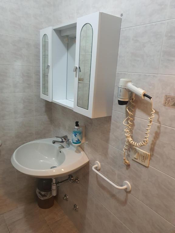 Casa ATENA - Chambre Simple Avec Salle De Bains Privative