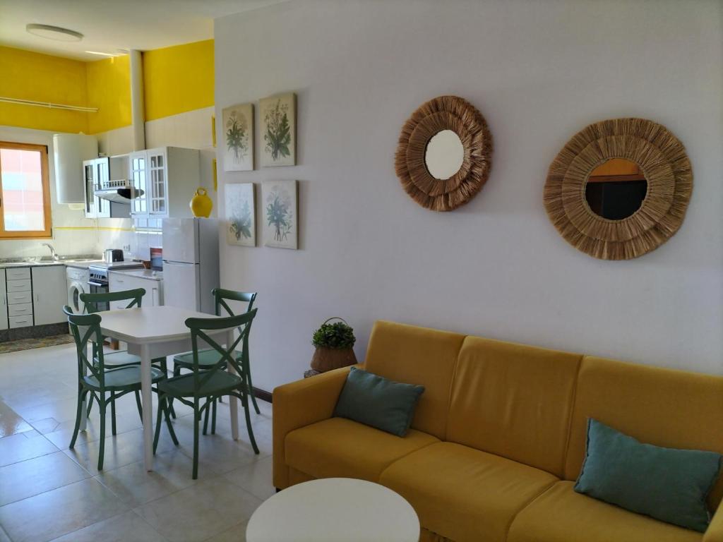 Apartamentos Puerto de Aguiño - Appartement De Deux Chambres