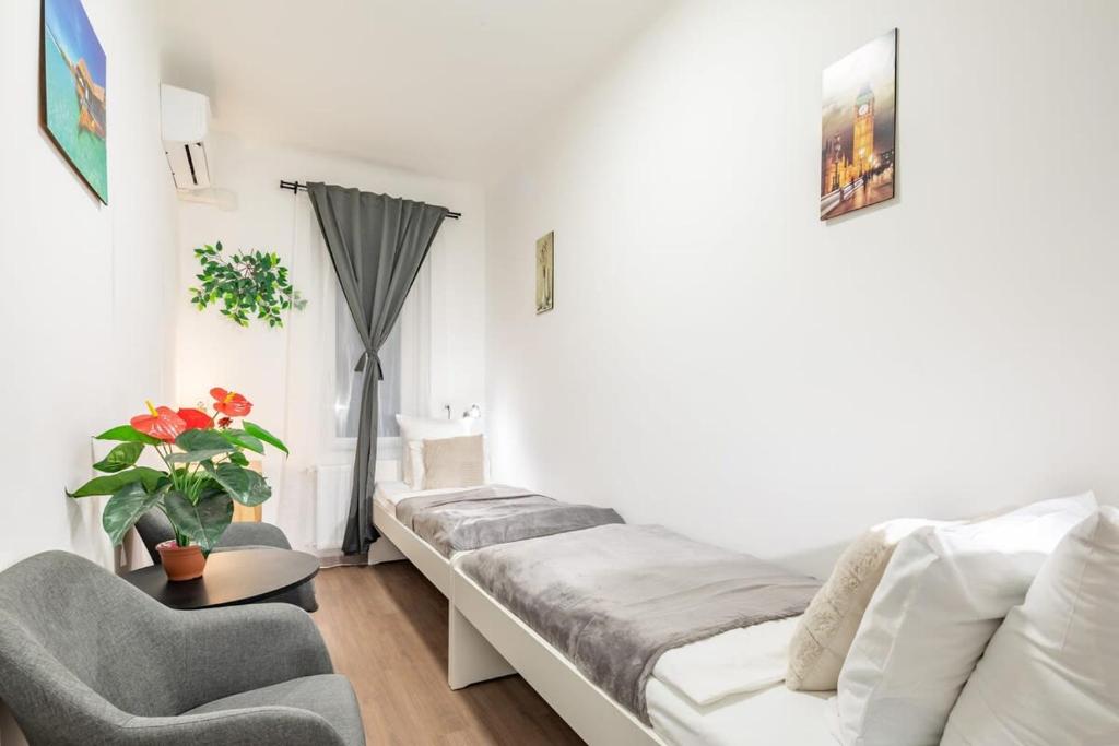 Simple Central Stay 1081 Budapest, Rákóczi út 61 kép - 1