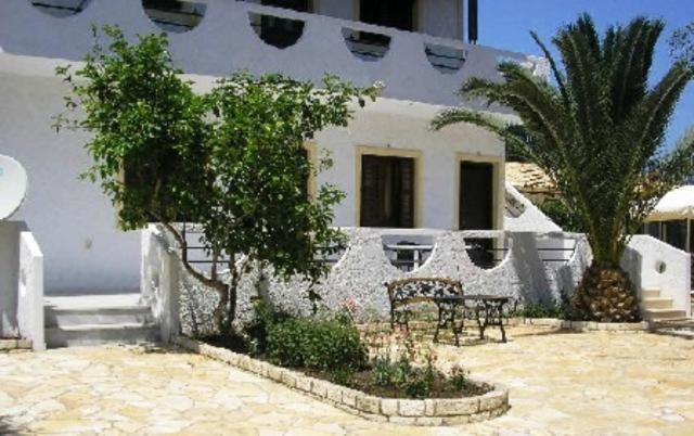 Zahrada ubytování Olympia Paxos Villas & Apartments