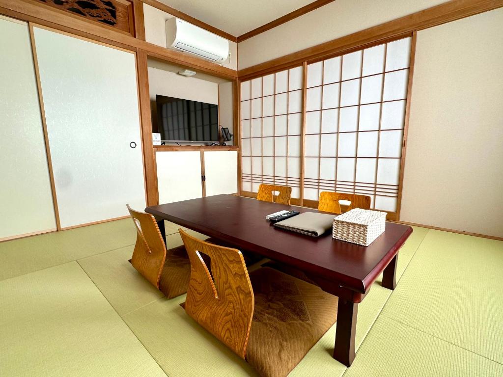 伊東山荘-Toki-にあるテレビまたはエンターテインメントセンター