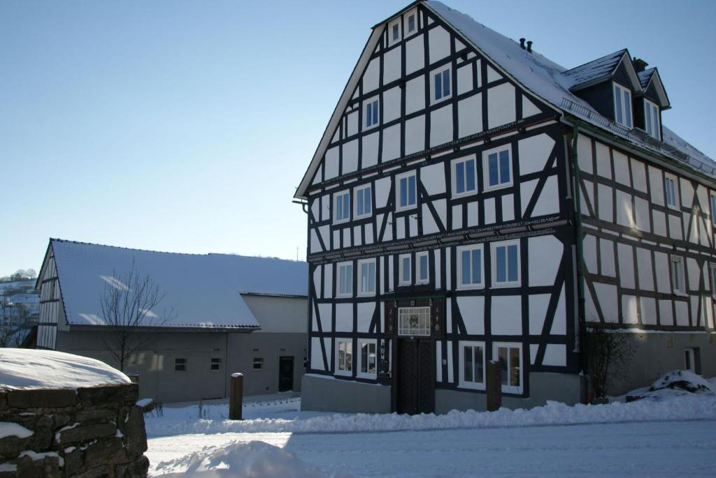 Hof Hallenberg - Housity