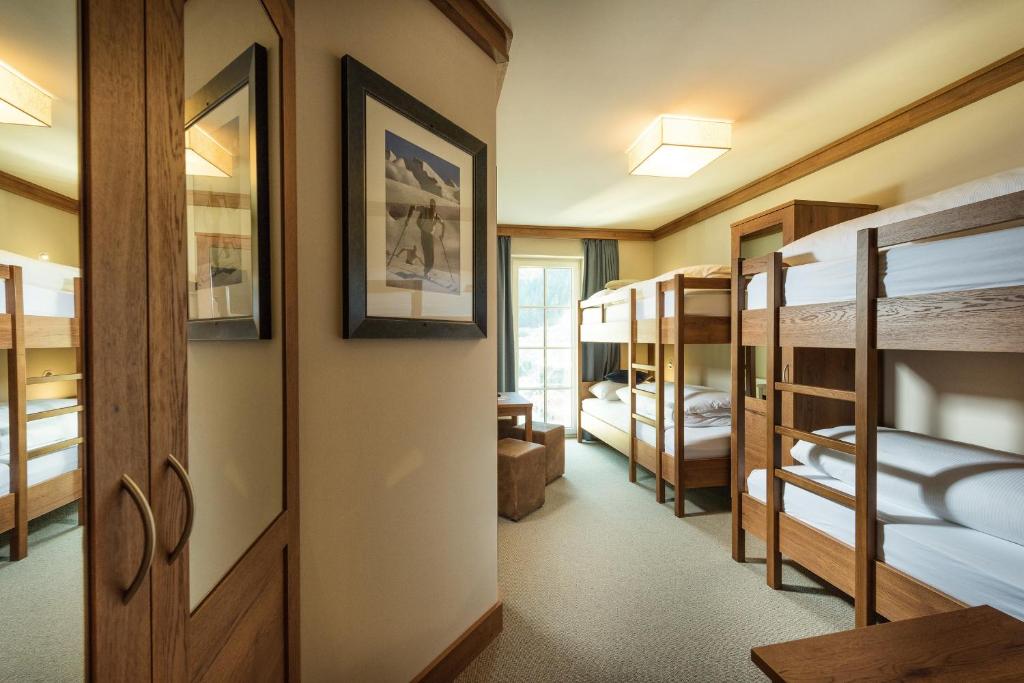 Posteľ alebo postele v izbe v ubytovaní Hotel Eden Rock