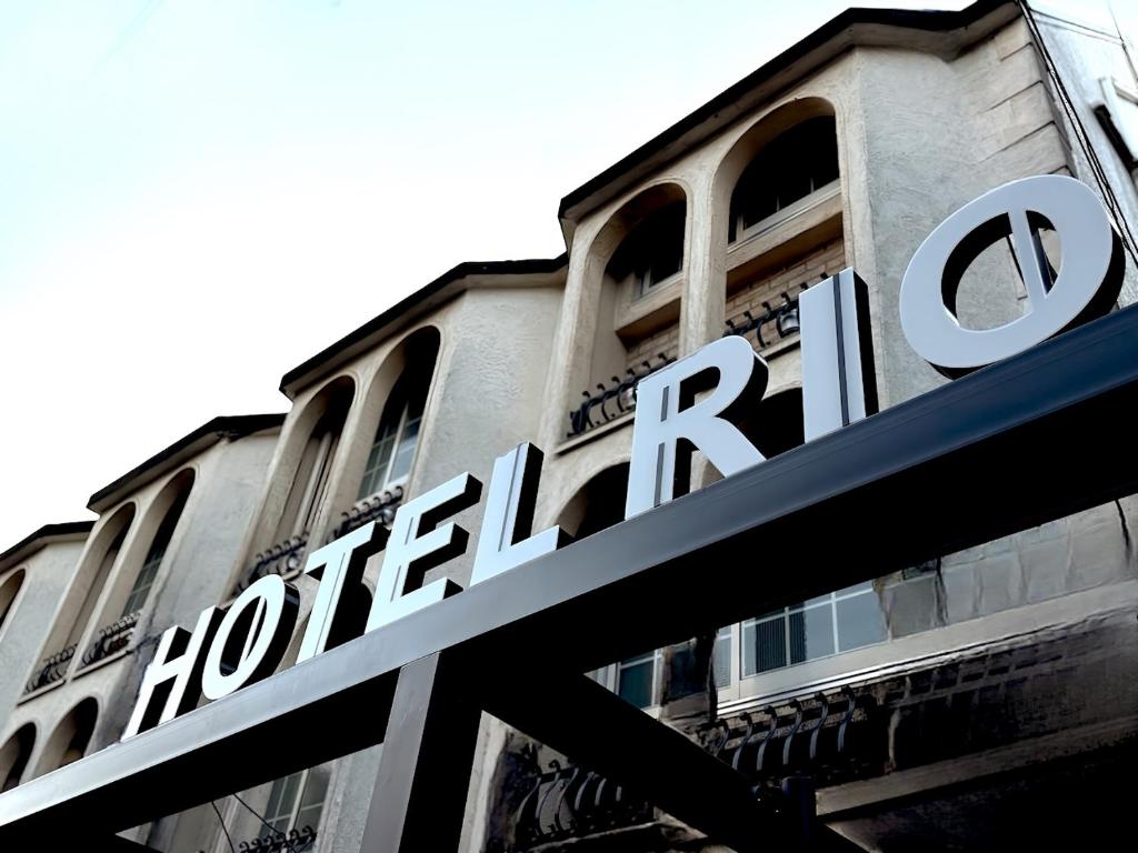 Certifikát, hodnocení, plakát nebo jiný dokument vystavený v ubytování Hotel RIO新宿