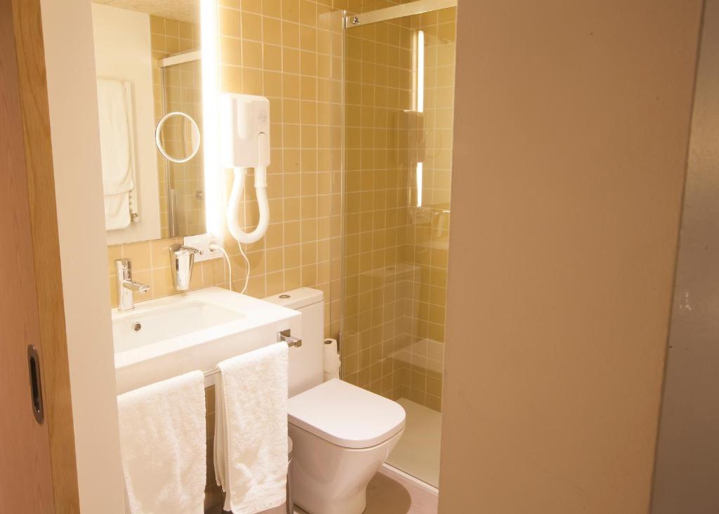 Un baño de Hotel A Pamplona