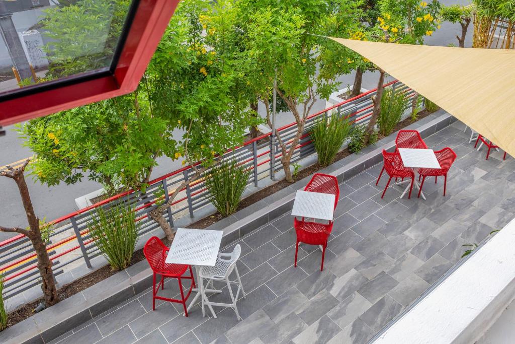 Balkón nebo terasa v ubytování Red Door Inn