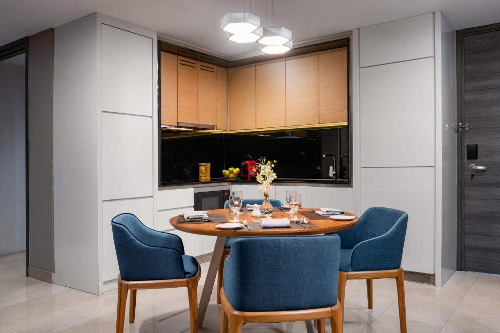 Fraser Place Puteri Harbour - 2 Bedroom Premier Sea View