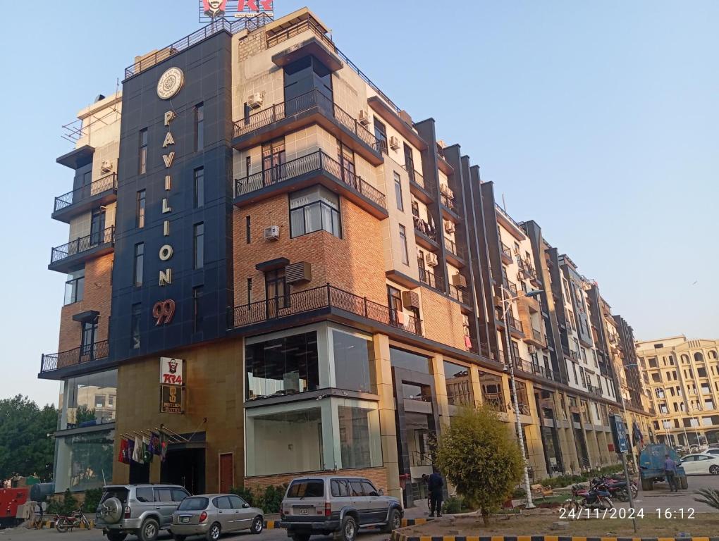 Paradise Service Apartments - Hizvo