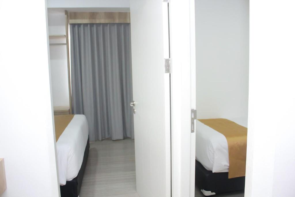 Urban Hotel Serpong - 家庭套房