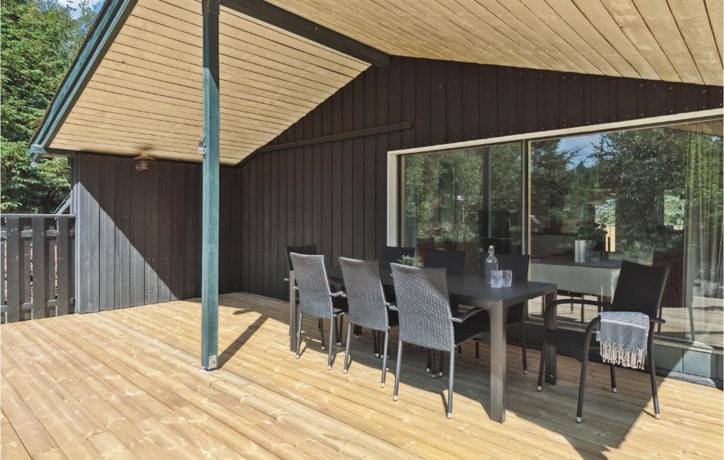 Balkón nebo terasa v ubytování Cozy Home In Ålbæk With Wifi