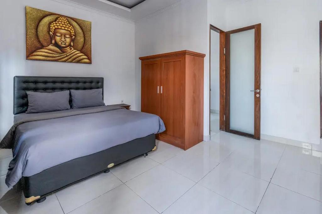Ceria Guesthouse Seminyak Mitra RedDoorz - Suite