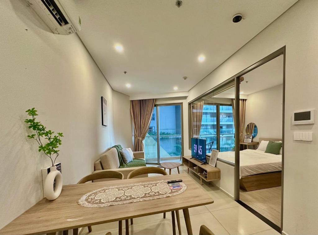 Khu vực ghế ngồi tại The Sóng Apartment 5 Stars Vung Tau - Căn Hộ Du Lịch Biển 5 Sao Vũng Tàu - MINH TOẢN's Homestay