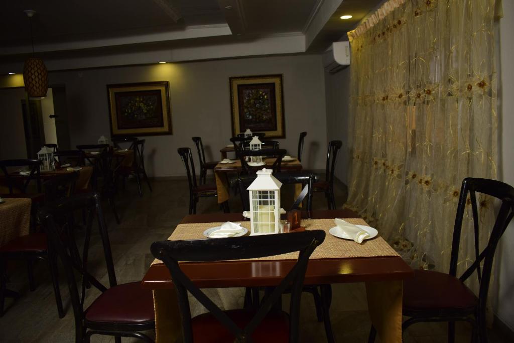 Restaurace v ubytování Wingate Hotel