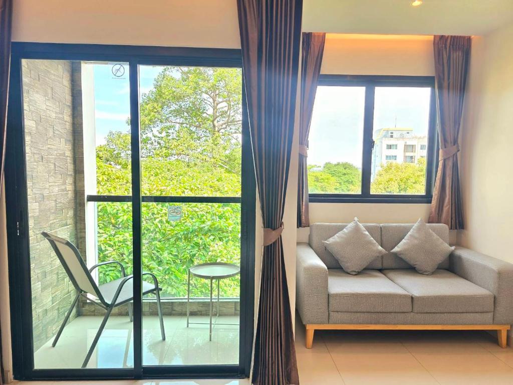 THE TJ HOTEL Pattaya - Resim 32