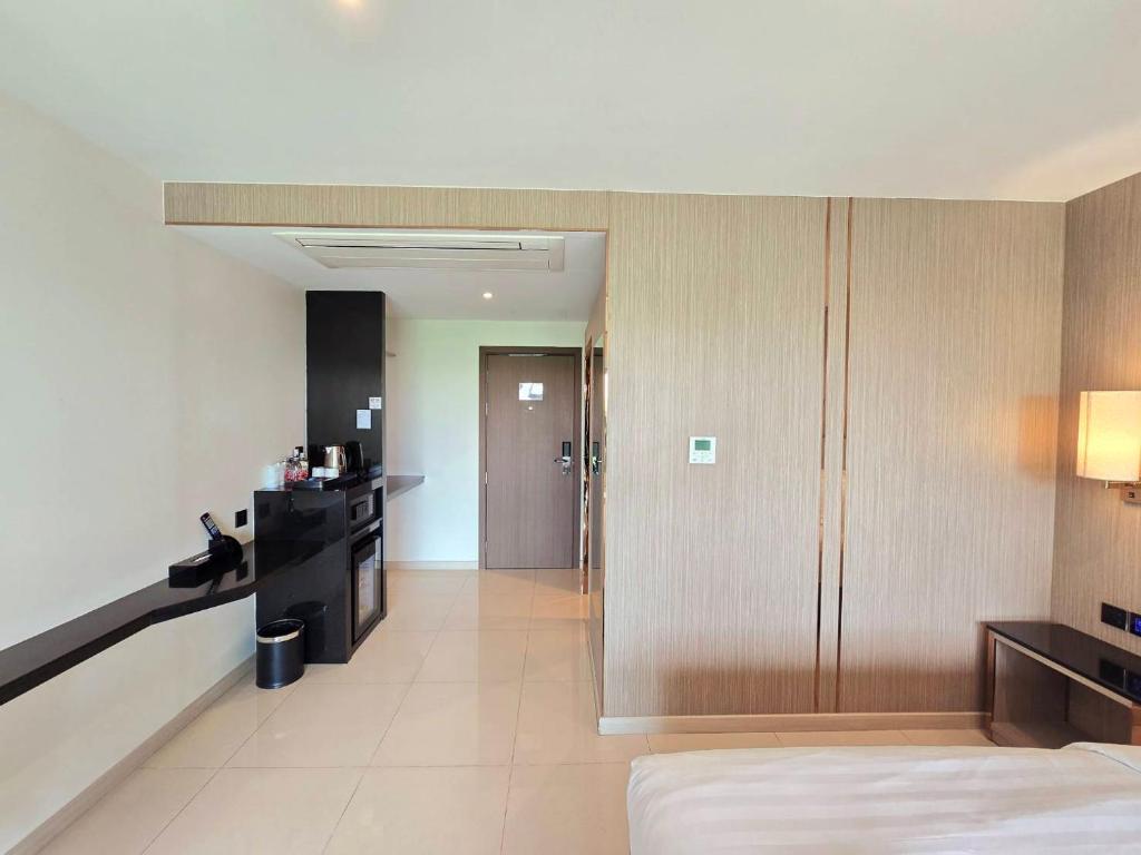 THE TJ HOTEL Pattaya - Resim 33