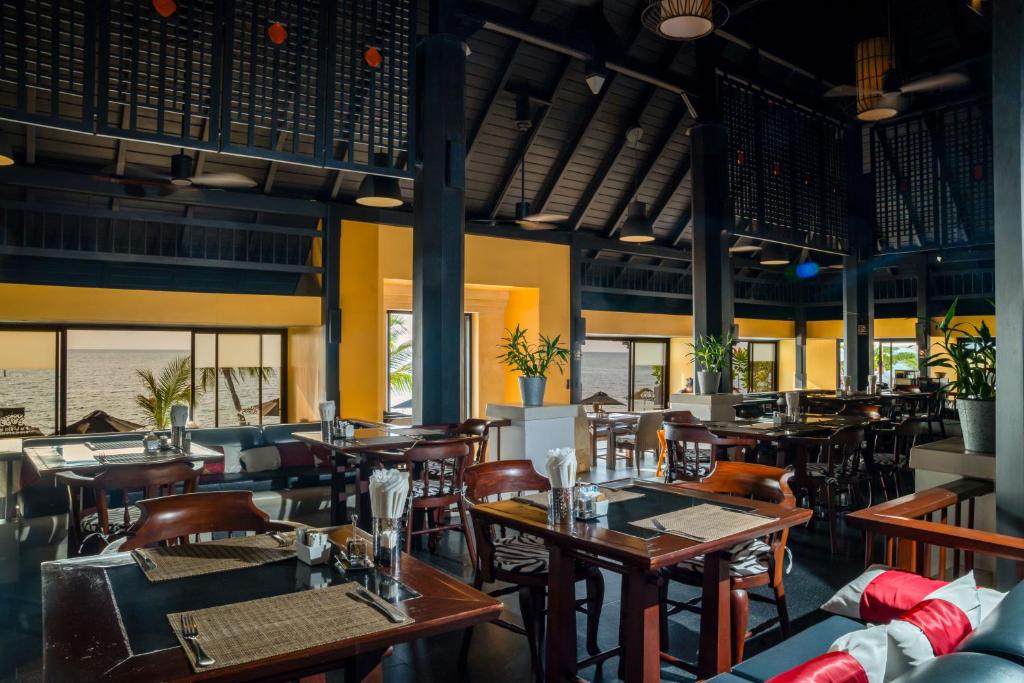 Restaurace v ubytování Pavilion Samui Villas and Resort - SHA Extra Plus