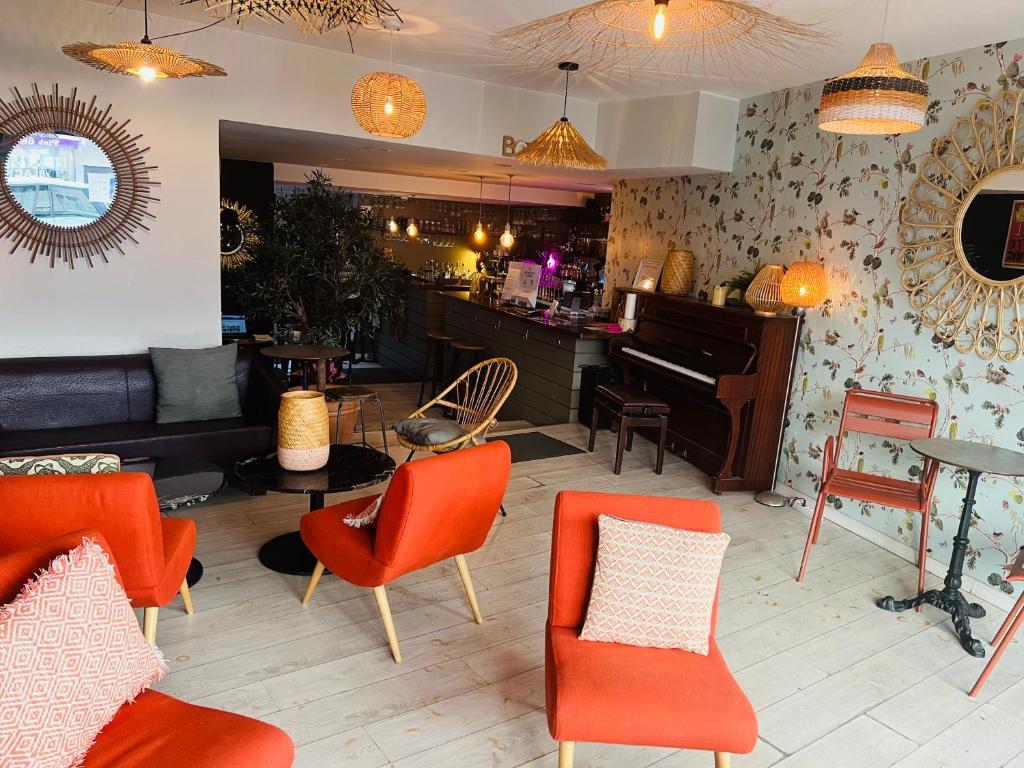 Hôtel Central - Resim 11