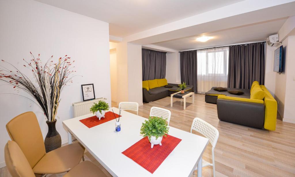 CityScape Bucharest - Resim 17