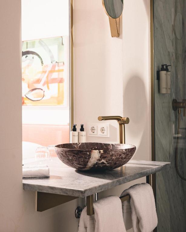 Kai 36 - Hotel zwischen Fels und Fluss - 14