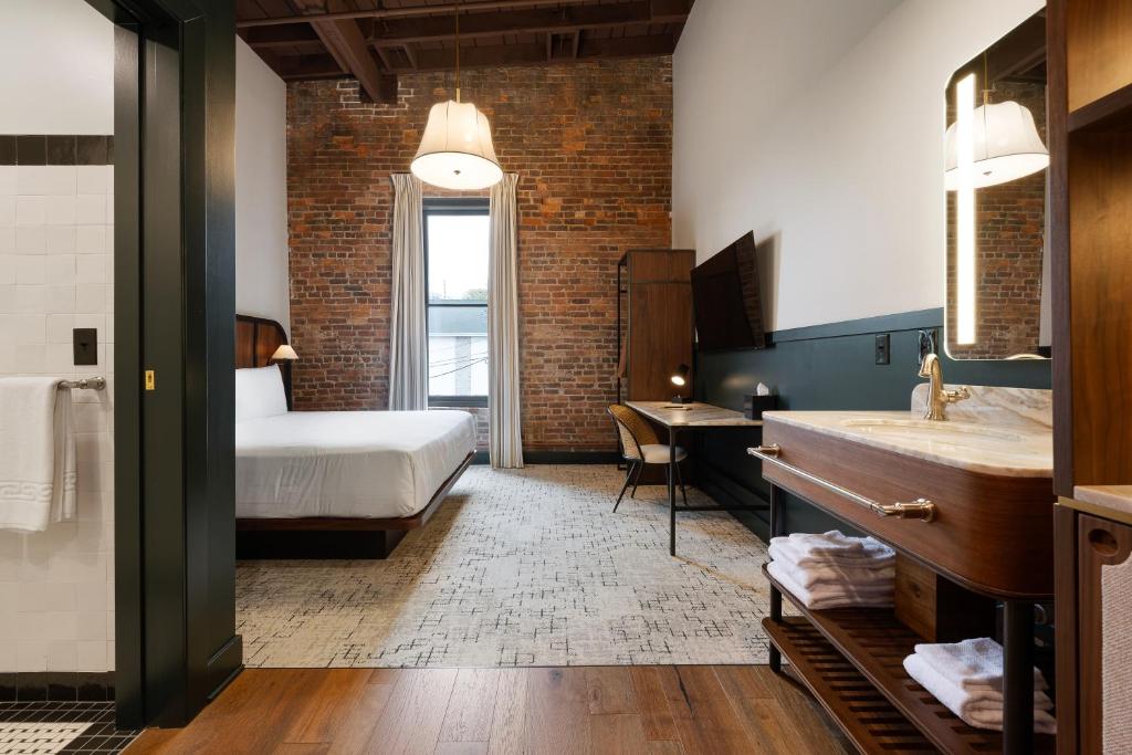 The Delegate Hotel photo