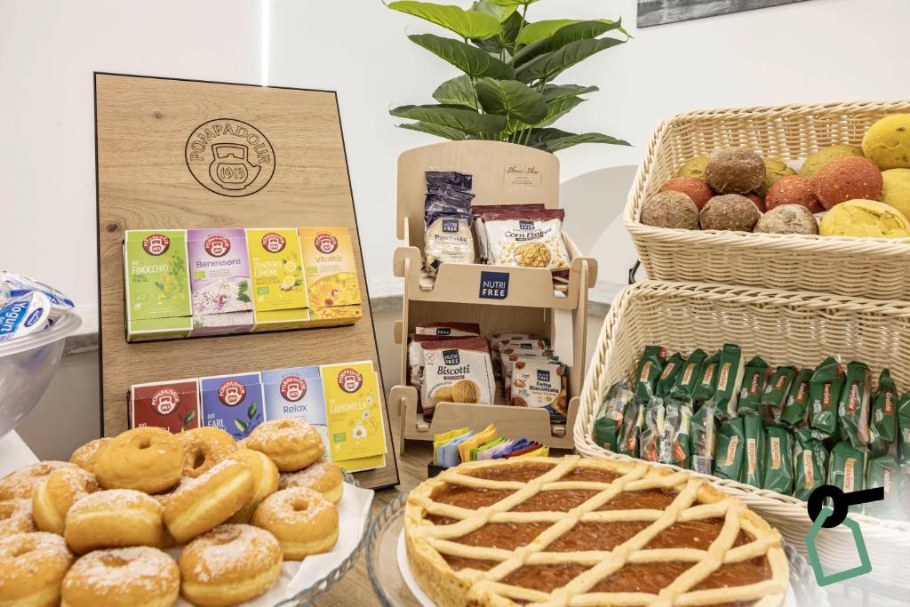 Hotiday Room Collection - Napoli Sant'Arcangelo - Resim 19