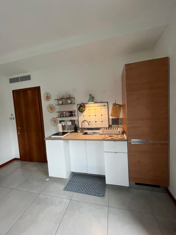 Kuchyňa alebo kuchynka v ubytovaní CasaNobile -Suite Il Melo