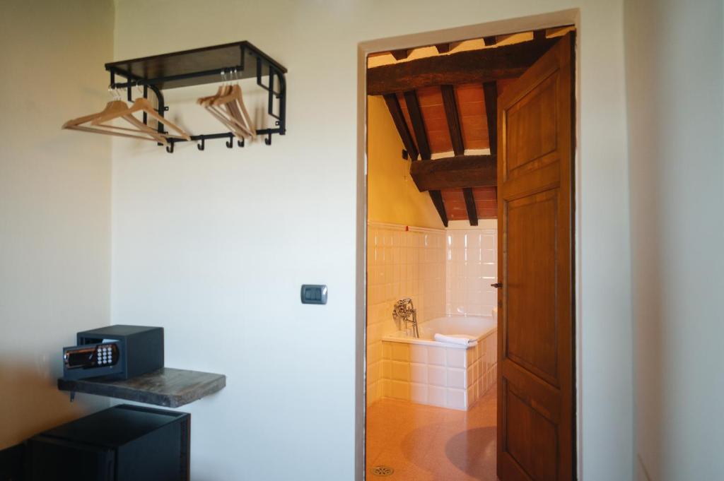 Koupelna v ubytování Rocca d'Orcia Suites and Villas