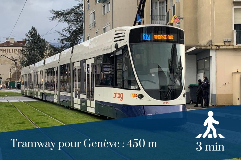 Fotografia z galérie ubytovania HOMEY GOLD - Hyper centre/Proche Tram/Wifi gratuit v destinácii Annemasse