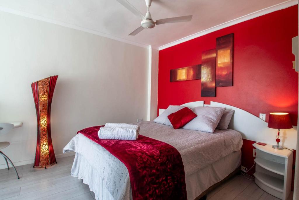 Ένα ή περισσότερα κρεβάτια σε δωμάτιο στο Unit 62 Peninsula Bay