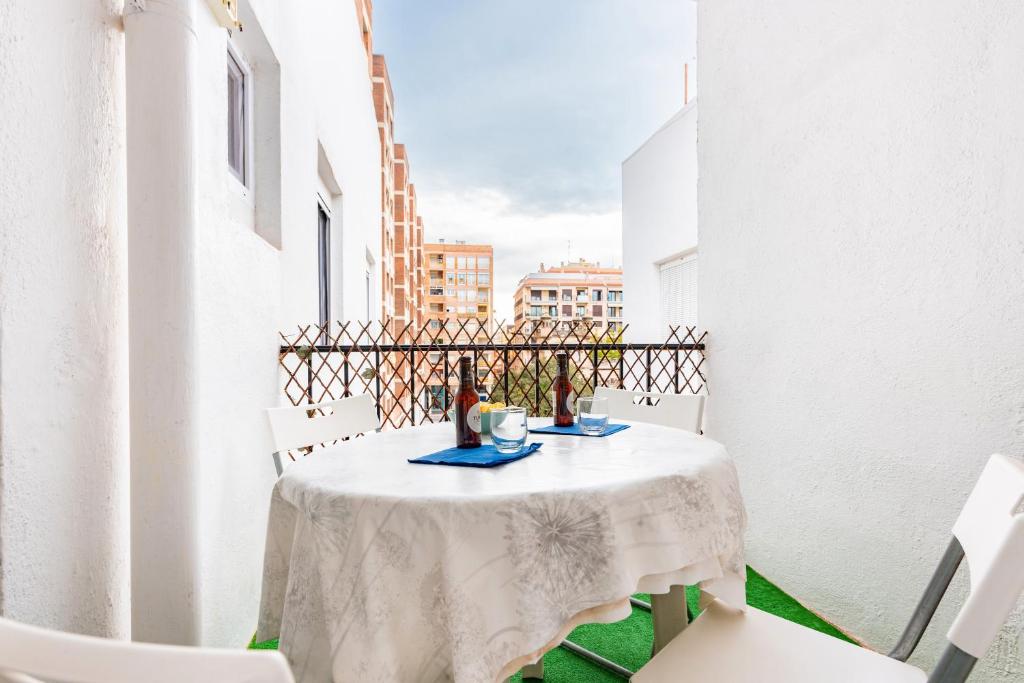 A balcony or terrace at Apartamento Caracola