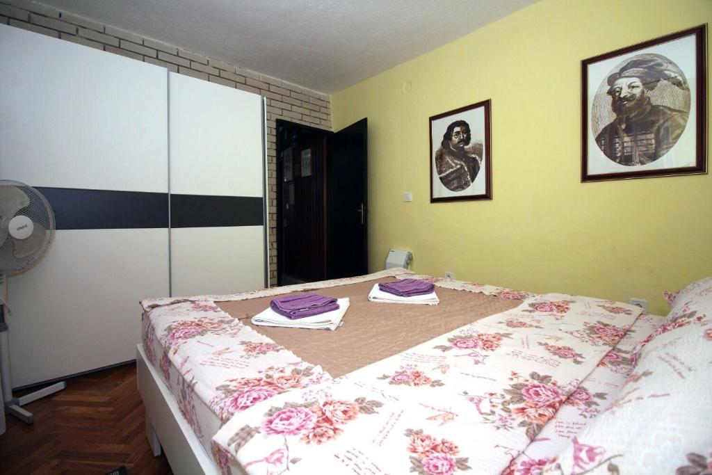 Postel nebo postele na pokoji v ubytování House Ante