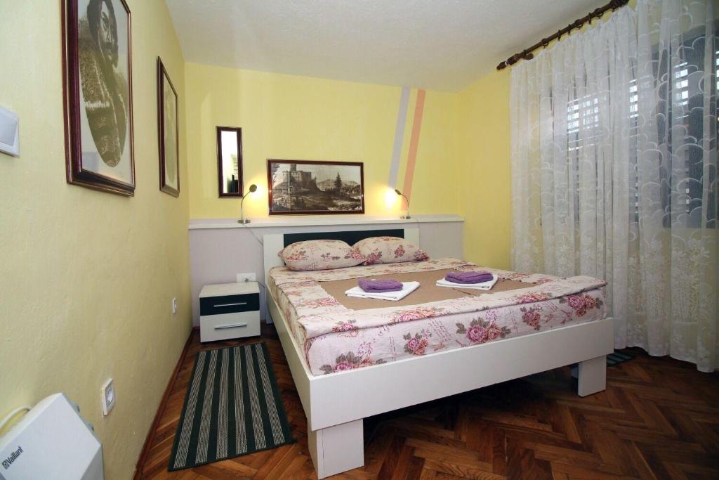 Postel nebo postele na pokoji v ubytování House Ante