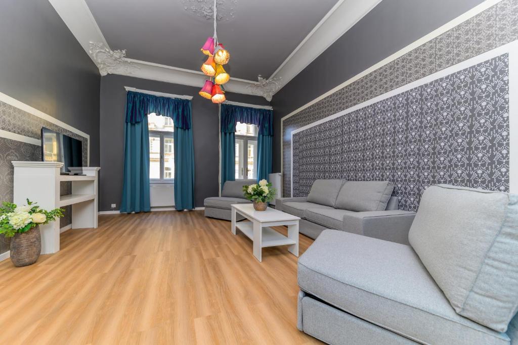 Royal Prague City Apartments - Resim 21